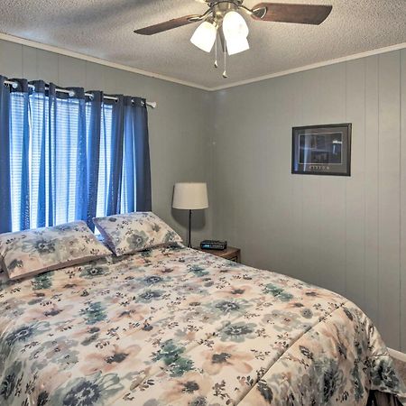 Lake Havasu Home With Pool - 2 Miles To Waterfront! เลคฮาวาซูซิตี้ ภายนอก รูปภาพ