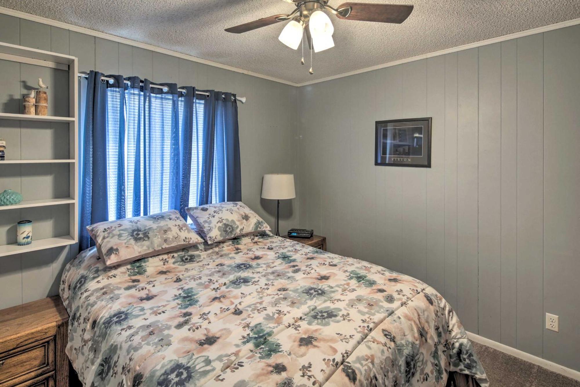 Lake Havasu Home With Pool - 2 Miles To Waterfront! เลคฮาวาซูซิตี้ ภายนอก รูปภาพ